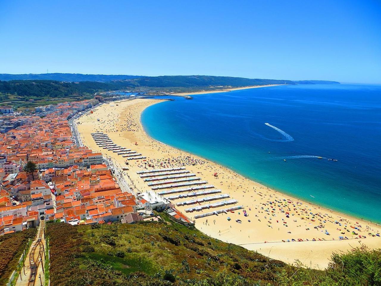 Salty Apartments Nazaré Exteriör bild